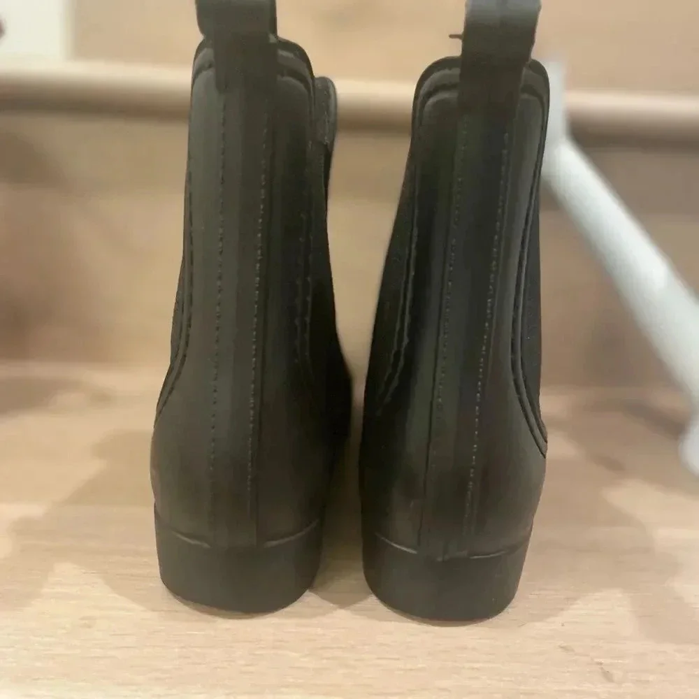 - JEFFREY CAMPBELL SHOES CLOUDY WATERPROOF CHELSEA RAIN BOOTS MATTE  BLACK 6